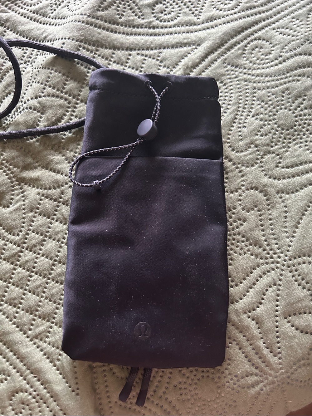 Lululemon Black Play Forward Crossbody Pouch